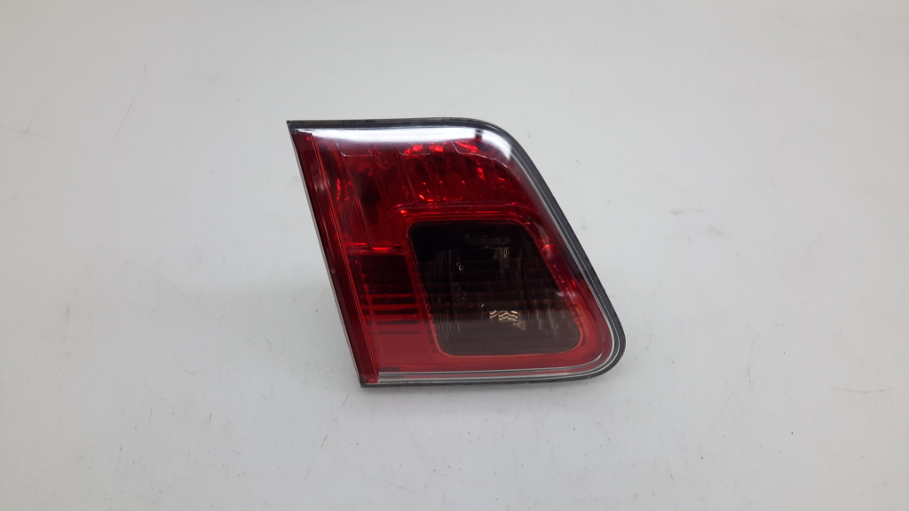 TOYOTA Avensis T27 Left Side Tailgate Taillight 8159005100 20974783