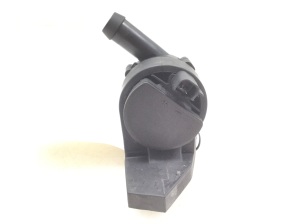 Jaguar XJ (2003–2009) Auxiliary water pump - 5
