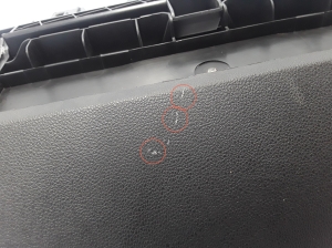 RENAULT Koleos (2016–2026) Glove box 685000768R - 5