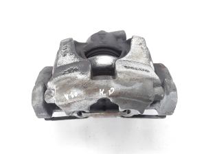  Front brake caliper 