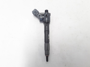  Fuel injector 