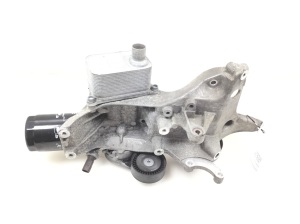 AUDI A4 B8 (2007–2016) Õlifiltri korpus 06H903143 - 7