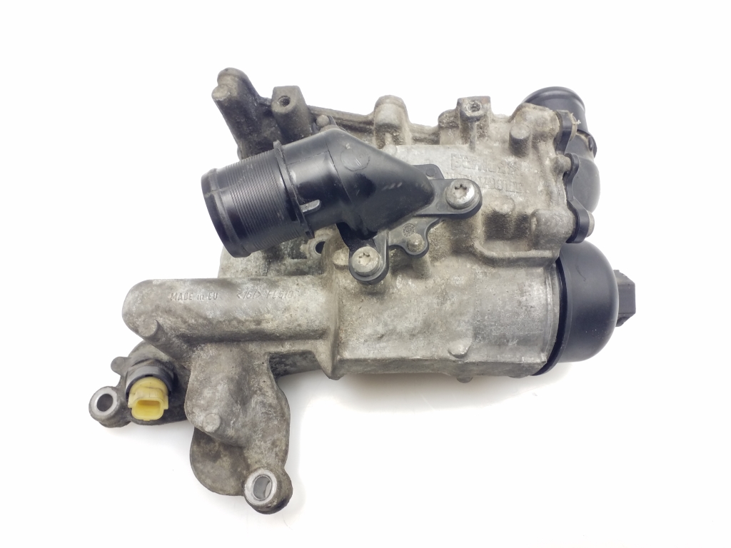 Used RENAULT Trafic Oil filter housing