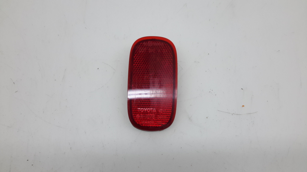 TOYOTA RAV4 2 generation (XA20) (2000-2006) Reflector bară dreapta spate 8191042010, 8191042010 20974733