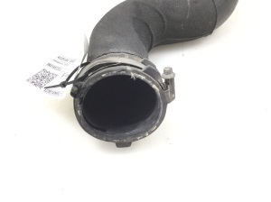  Intercooler hose 