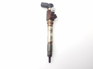  Fuel injector 