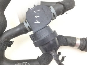 AUDI A4 B8 (2007–2016) Muu klapp 1J0819809 - 4