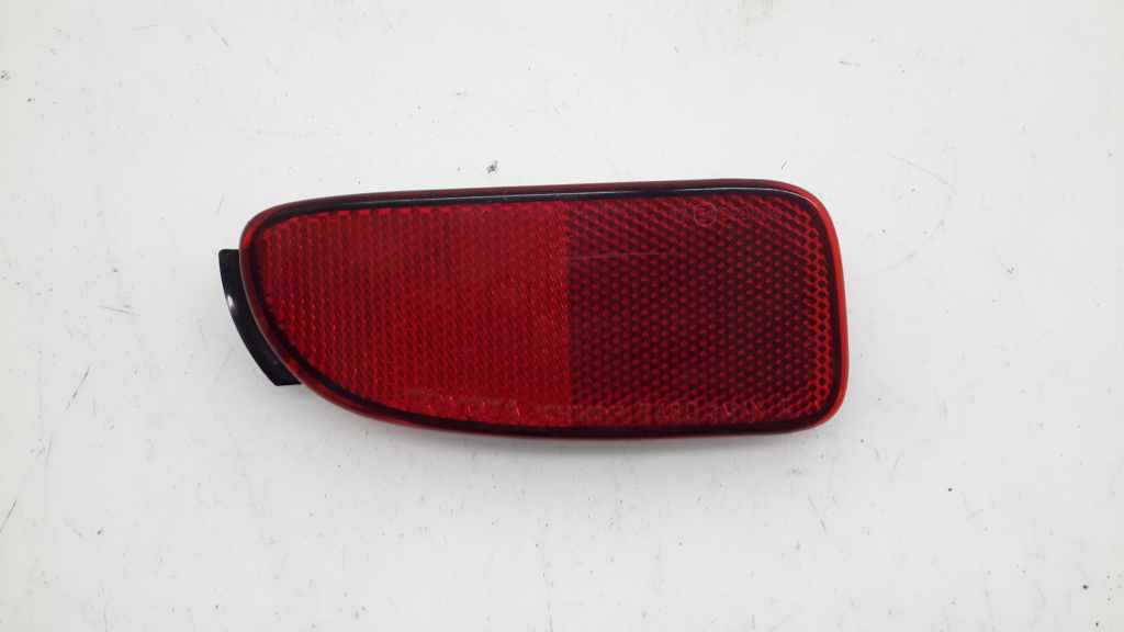 TOYOTA Previa 2 generation (2000-2006) Rear Left Bumper Reflector 8192028010 20974681