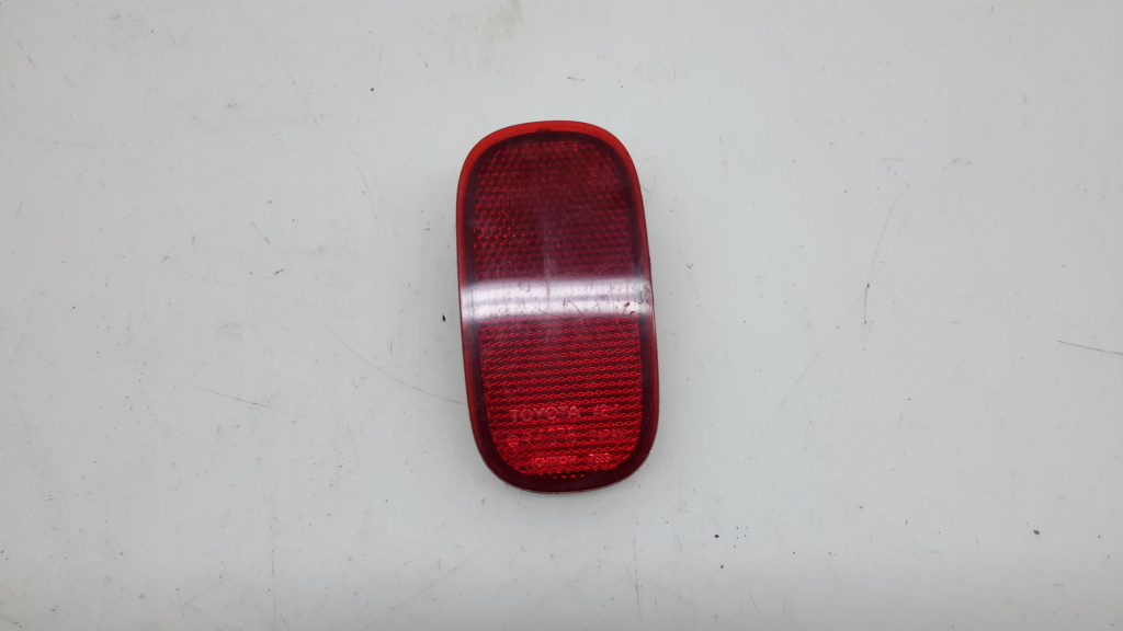 TOYOTA RAV4 2 generation (XA20) (2000-2006) Reflector bară dreapta spate 8191042010 20974676