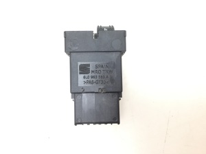 Seat Ibiza 6L1 (2002–2008) Schalter für Sitzheizung 6L0963563A - 3