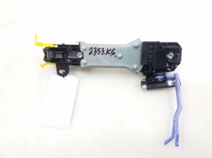 TOYOTA PRIUS Plius V W40 (2011–2018) Rear side door exterior handle and its parts - 2
