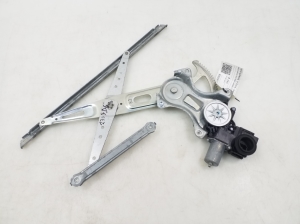 Rear side door window regulator and its parts - 