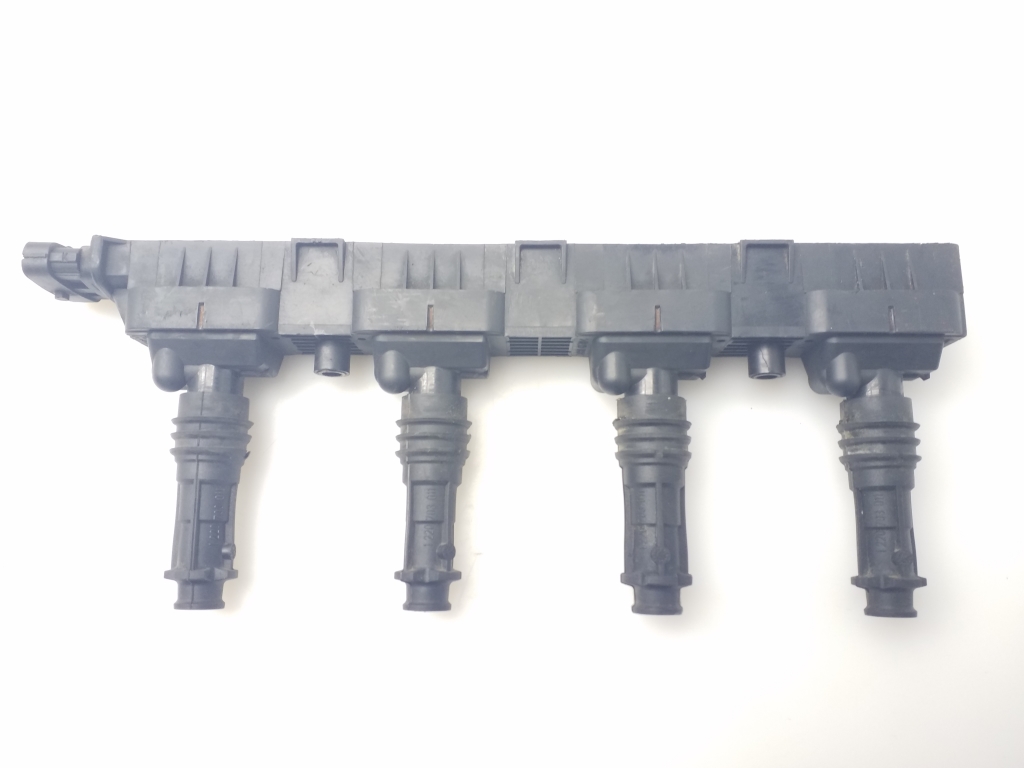 Used Opel Corsa Ignition coil 0221503472