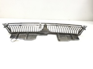 Mitsubishi Galant (1996–2006) Front grille - 2