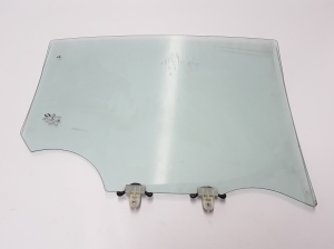 RENAULT Latitude (2010–2017) Aizmugurējo sānu durvju stikls 823010016R - 3