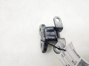 TOYOTA CHR (2016–2026) Rear side door upper hinge 687600D061 - 2