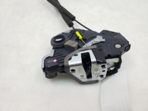 TOYOTA CHR (2016–2026) Front door lock 6904005150 - 3