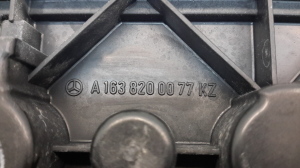 Mercedes Benz ML-Class 163 (1998–2005) Tagumise nurgatule pirnipesa A1638200077 - 2