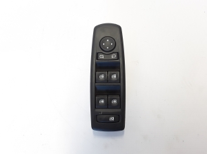 interrupteur de vitre avant - 809610007R