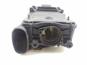  Air filter housing 