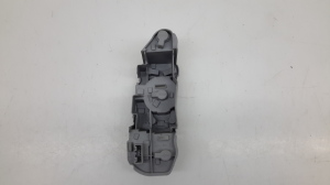 TOYOTA Corola Verso R1 (2004–2009) Rear corner tail light bulb holder - 2