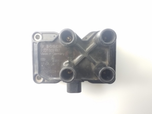 Ford Mondeo III (2000–2007) Zündspule 0221503487 - 2