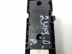 TOYOTA PRIUS Prime (2016–2022) Esiukse klaaslüliti 8404047080 - 3