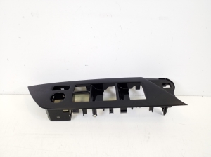 TOYOTA PRIUS Prime (2016–2022) Front door panel trim 7423147220 - 2