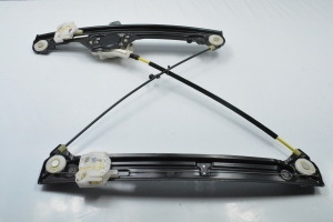 BMW X5 E70 (2006–2013) Front door window regulator and its parts 7197301E - 4