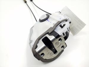 TOYOTA PRIUS Prime (2016–2022) Rear side door lock 6906052220 - 3