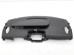 Dashboard and its parts - 8200494115