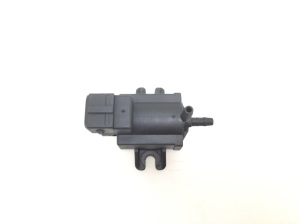 Opel Astra H (2004–2010) Solenoid 72244800 - 2