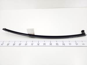 TOYOTA PRIUS Prime (2016–2022) Esiukse muu osa 6740247010 - 2