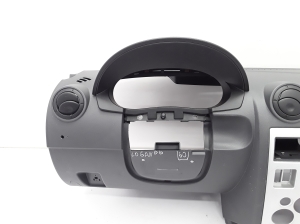 Dacia Logan I (2004–2012) Dashboard and its parts 8200213820 - 2