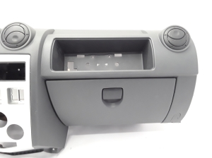 Dacia Logan I (2004–2012) Dashboard and its parts 8200213820 - 3