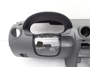 Dacia Logan I (2004–2012) Dashboard and its parts 8200213820 - 4