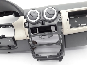 Dacia Sandero (2008–2012) Dashboard and its parts 8200739435 - 5