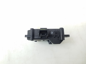 TOYOTA PRIUS Plius V W40 (2011–2018) Salongi soojenduse klapi mootor 8710642190 - 3