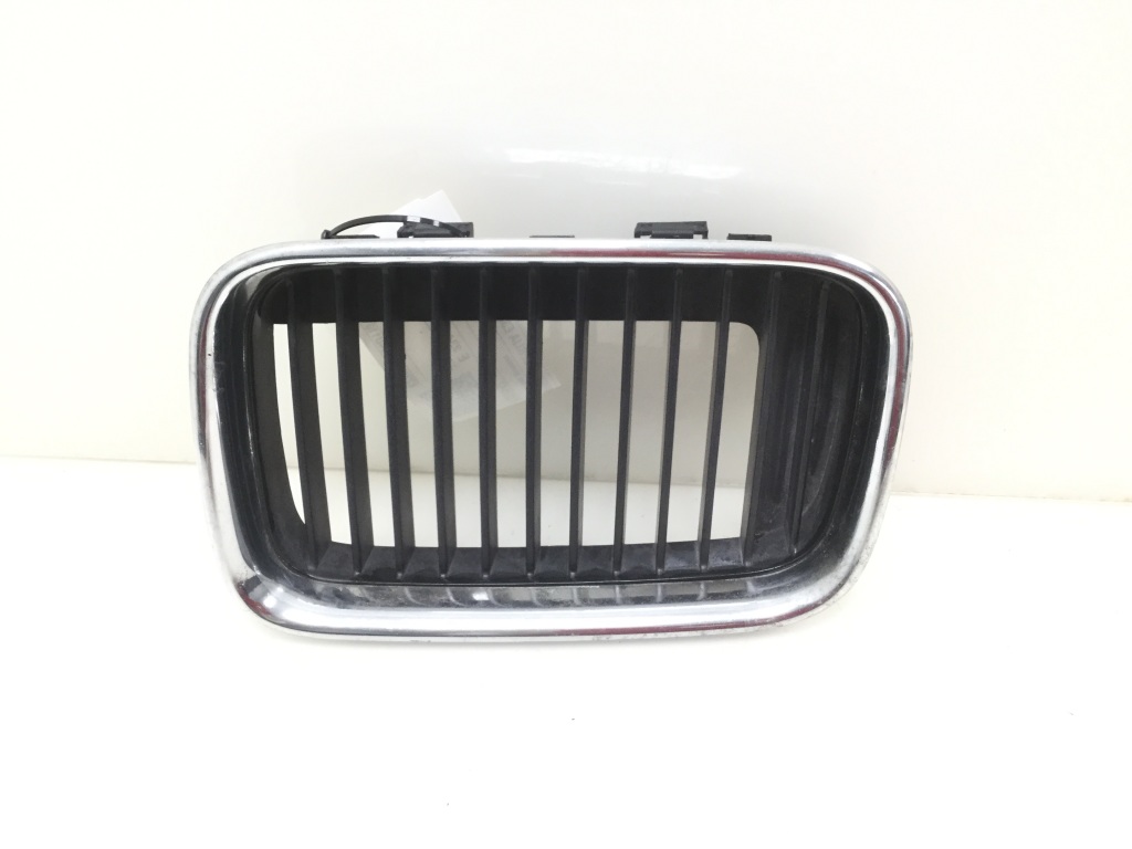 BMW 3 Series E36 (1990-2000) Front Upper Grill 8151547 21354467