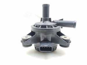 TOYOTA PRIUS Plius V W40 (2011–2018) Auxiliary water pump G904052010 - 2