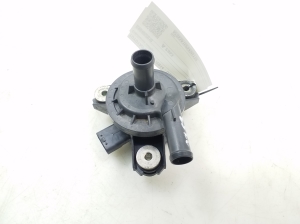 TOYOTA PRIUS Plius V W40 (2011–2018) Auxiliary water pump G904052010 - 3