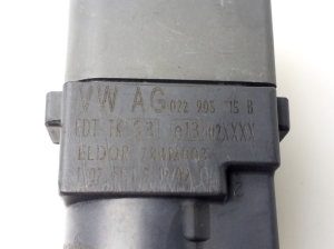 Volkswagen Touareg I (2002–2010) Ignition coil 022905715B - 2