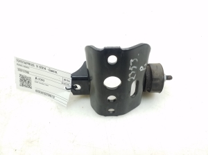 TOYOTA PRIUS Plius V W40 (2011–2018) Engine bracket 1232137060 - 2