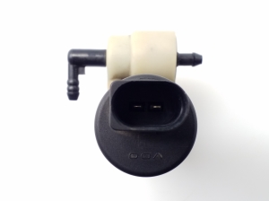AUDI A3 8P (2003–2012) Front windshield washer pump 1T0955651A - 3