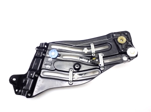 BMW Z4 E89 (2009–2016) Heckfensterheberrahmen Rear 7192303S - 3