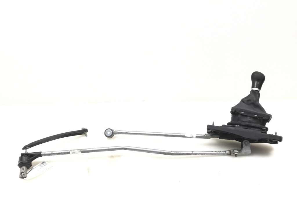 Used AUDI A4 Gear shift mechanism and its details