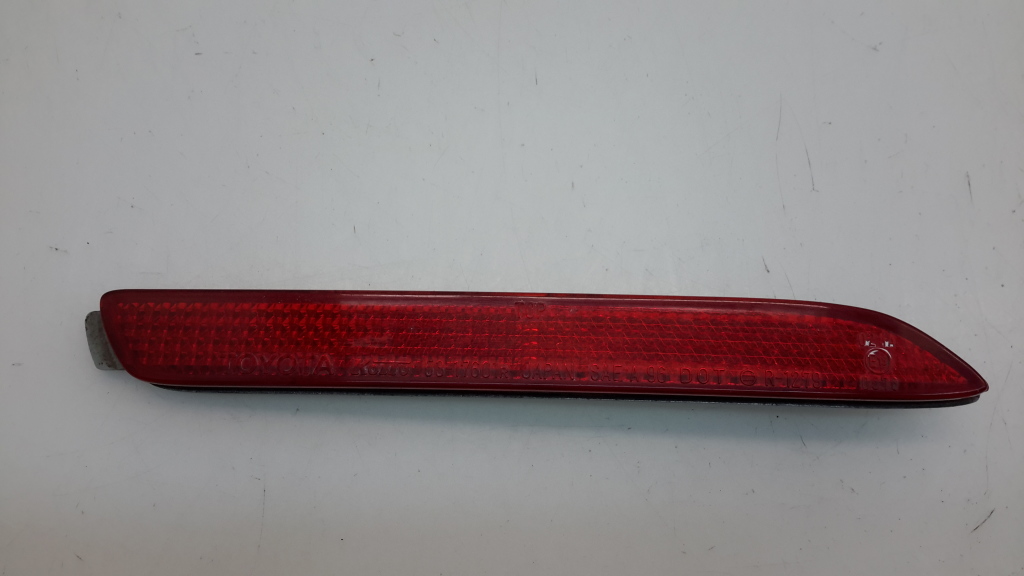 Used Toyota Avensis Rear Bumper Reflector