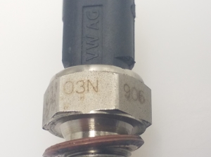 Skoda Fabia MK 3 (2014–2021) Sonstiger Sensor 03N906081A - 3