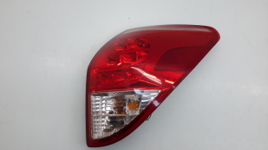  Rear corner lamp 