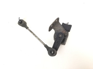 Jaguar XJ (2003–2009) Sensor an der Hinterradnabe 2W933C034AA - 3